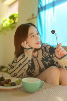 年轻女教师6